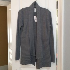 New Women’s White Home Black Market cardigan sz M